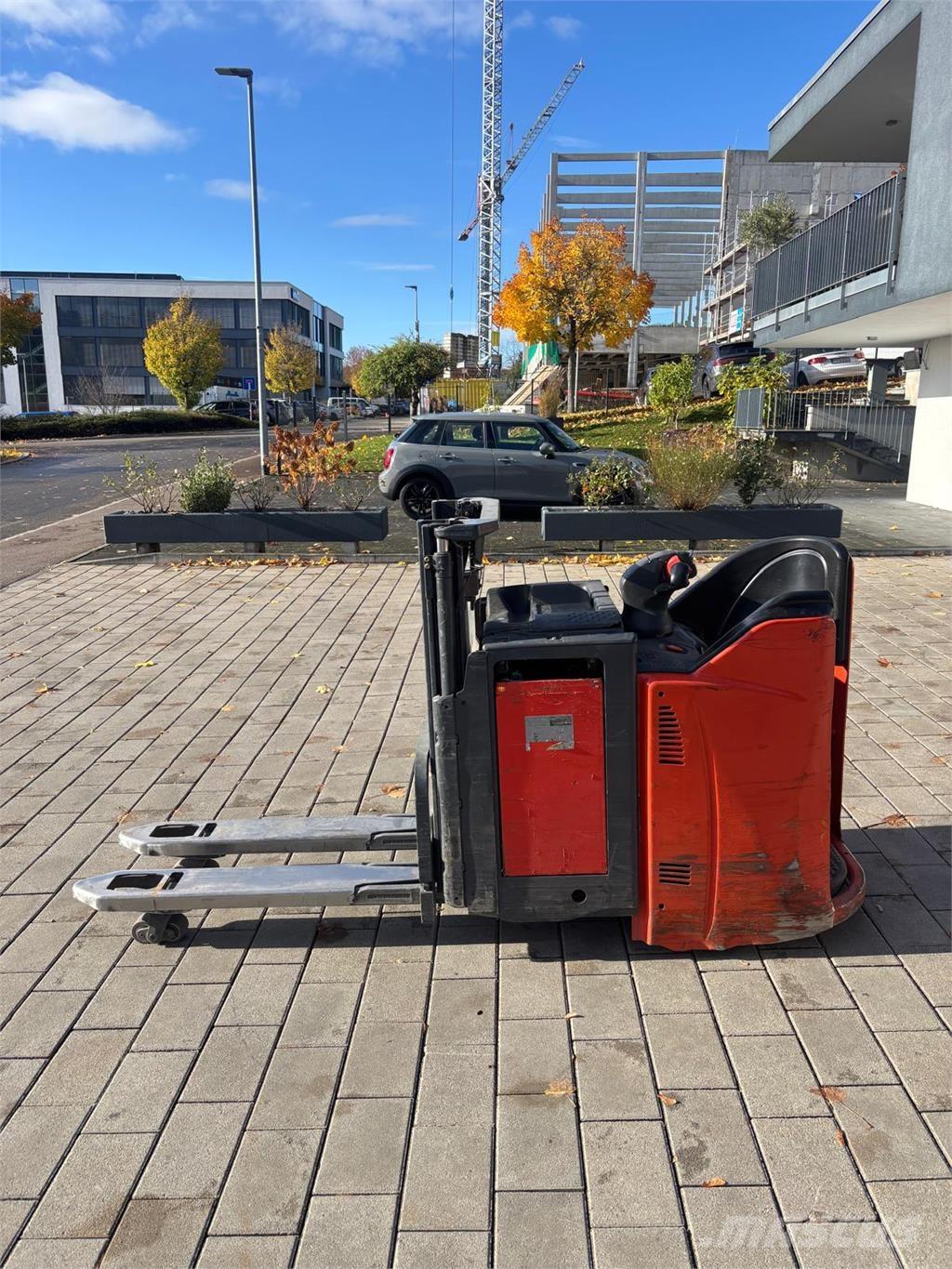 Linde L12 LHP SP Samopogonski ručni viličari