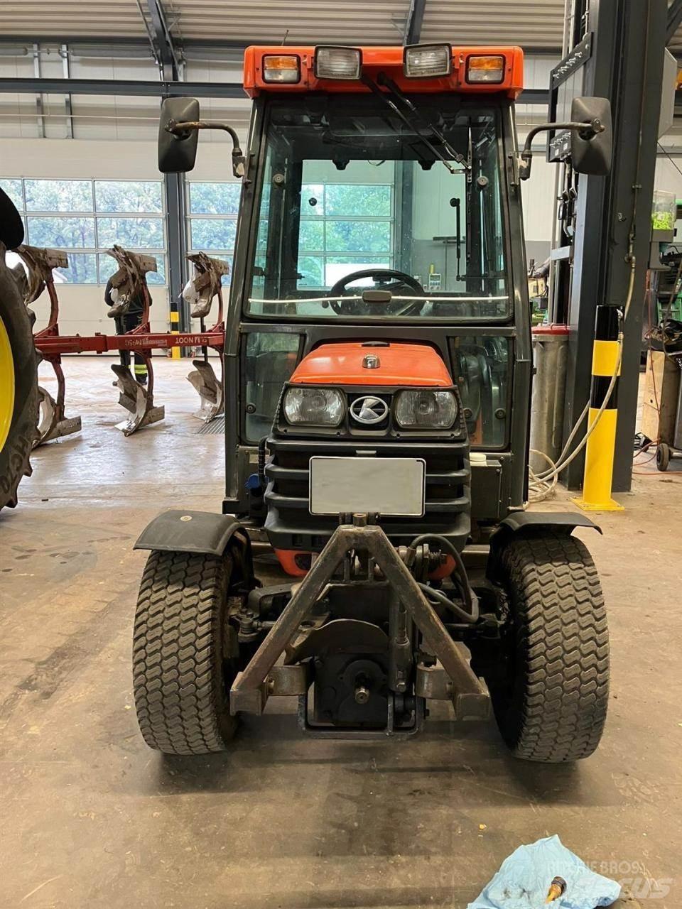 Kubota B2110 Kompaktni (mali) traktori
