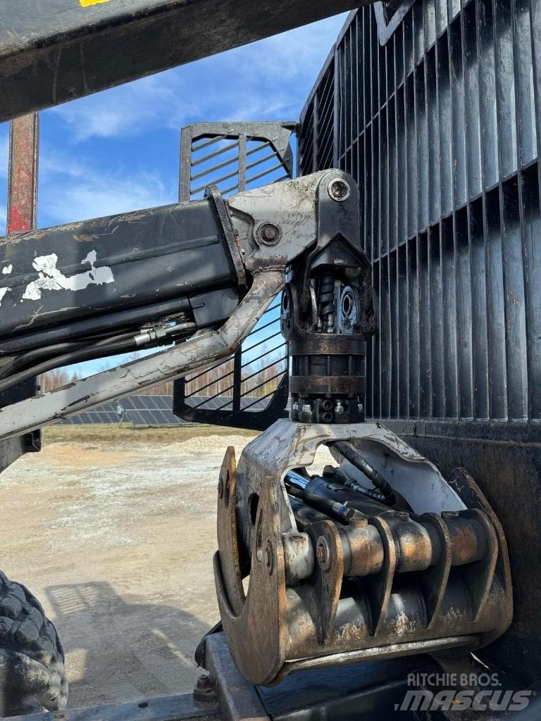 Komatsu 875 Forvarderi