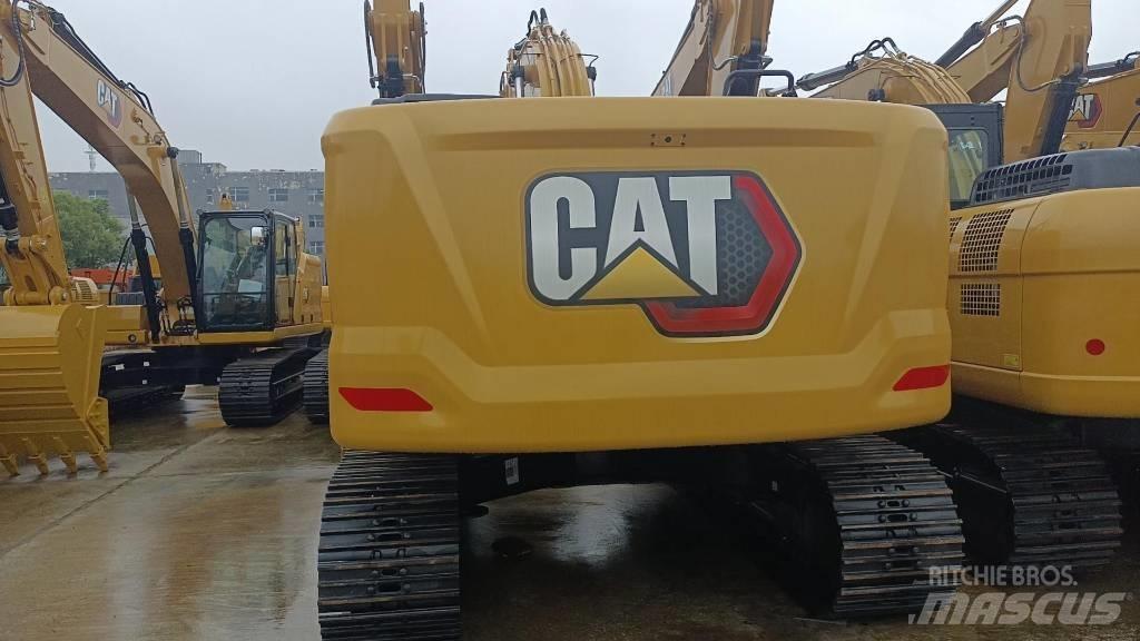 CAT 2022 CAT 323GC Bageri na kotačima