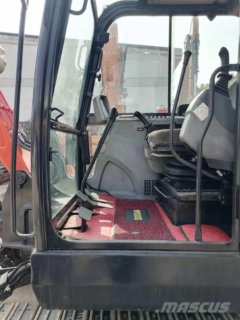 Doosan DX 60 Bageri gusjeničari