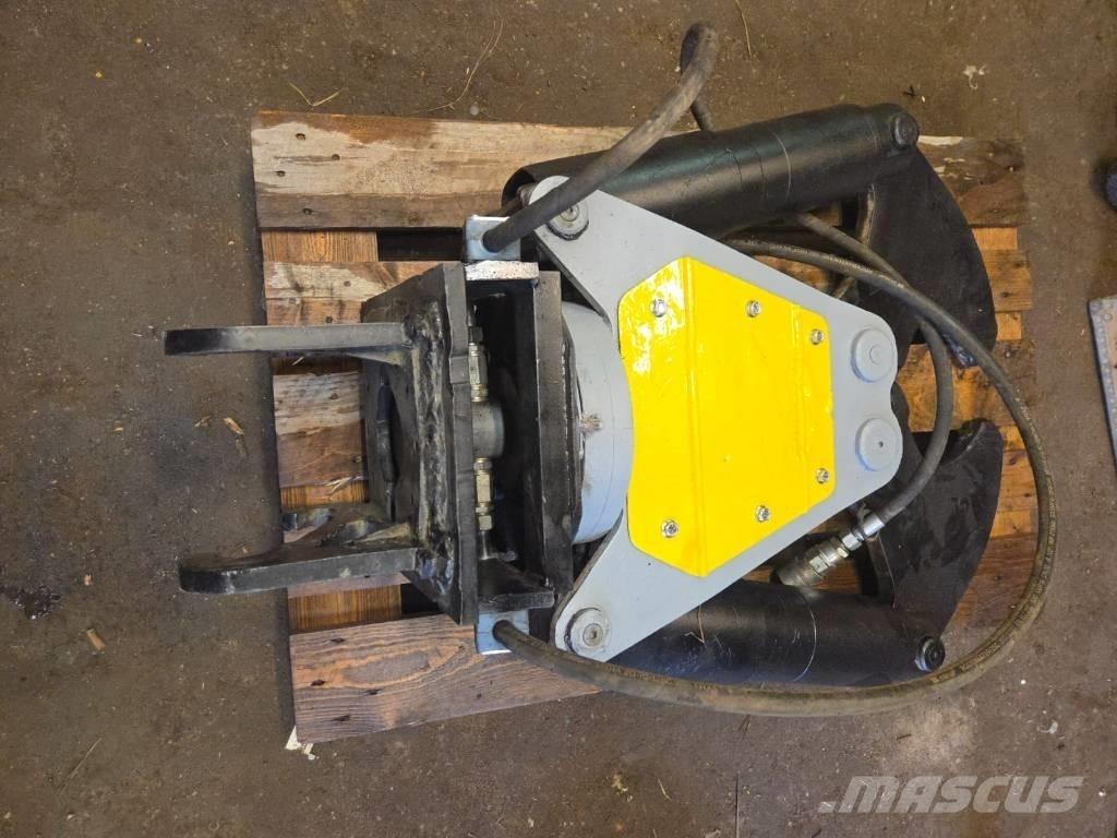 Brokk CC400 Škare