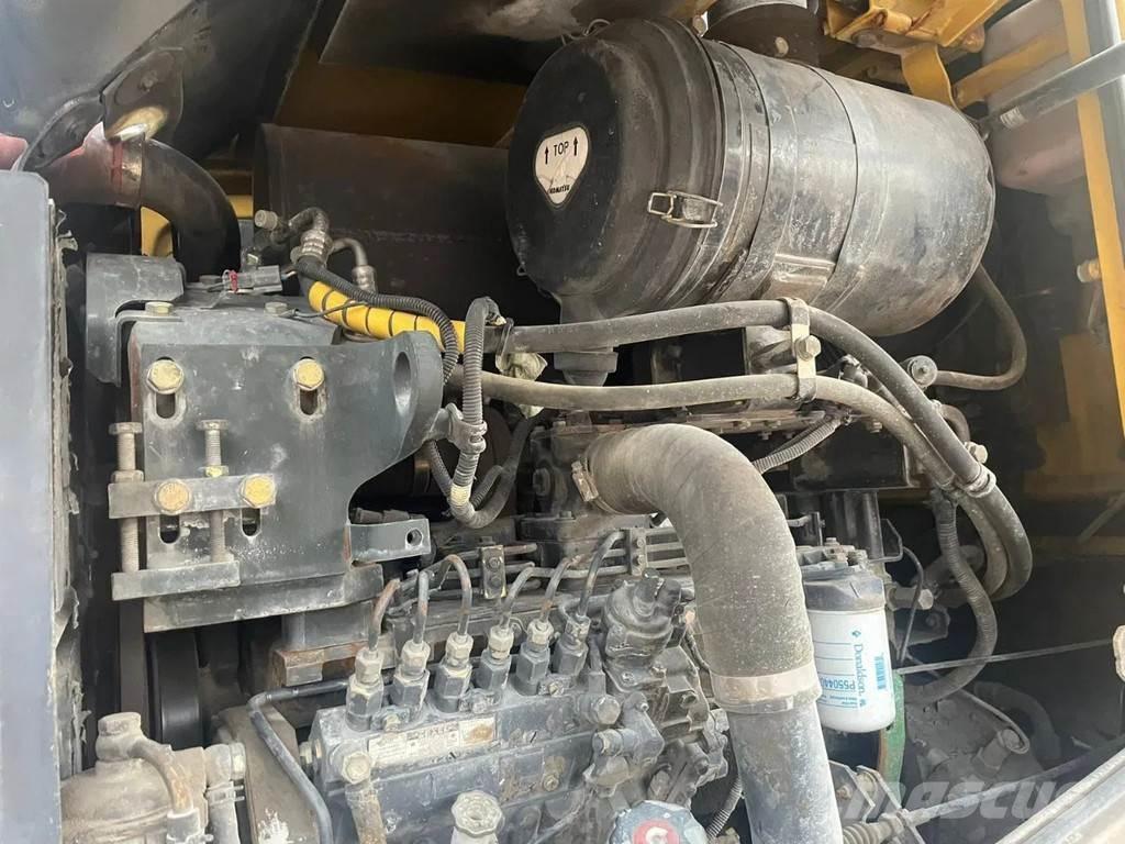 Komatsu WA250-5 Utovarivači na kotačima