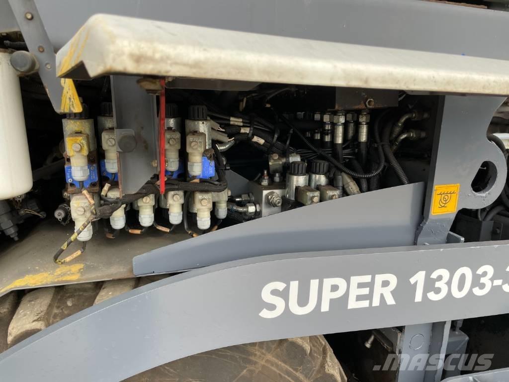 Vögele SUPER 1303-3I Asfaltni finišeri