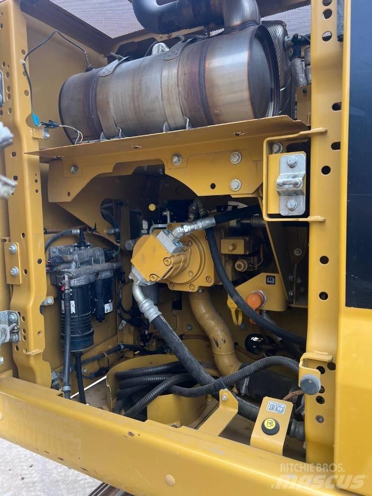 CAT 320 Bageri gusjeničari