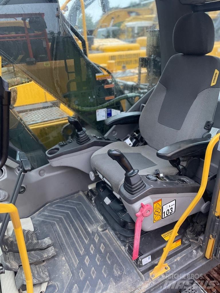 Volvo EC210C Bageri gusjeničari