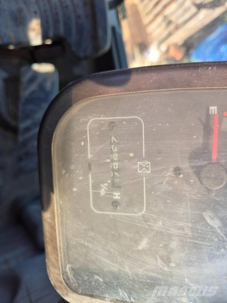 Volvo EC 290 B LC Bageri gusjeničari