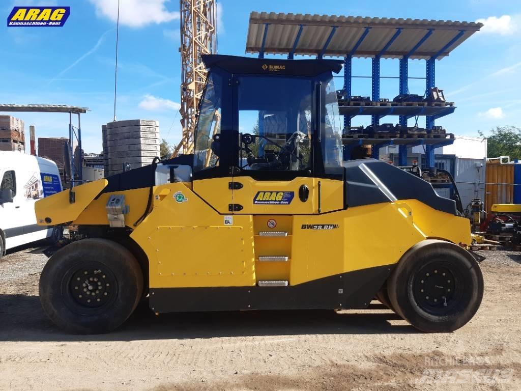Bomag BW 28 RH Gumeni valjci na kotačima