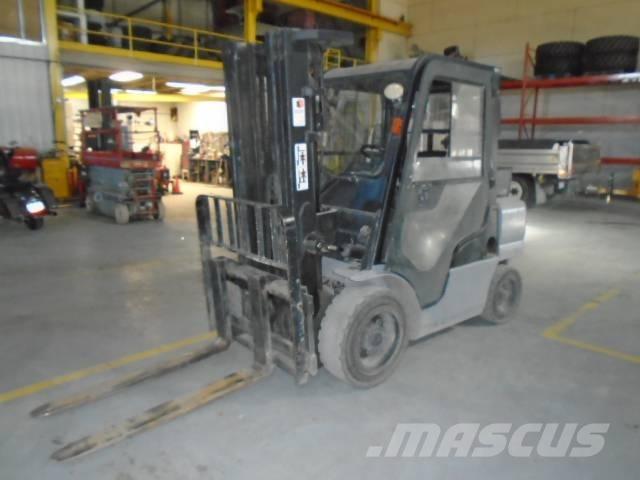 Nissan MYG1F2A30V Teleskopske podizne platforme