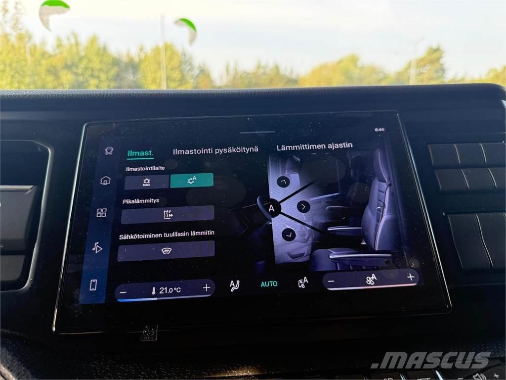 Scania R590 8X4 Rol kiper kamioni s kukama za dizanje