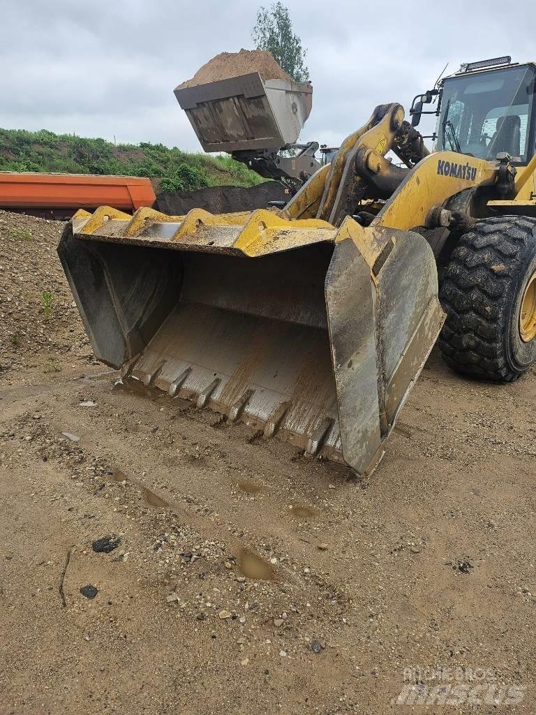 Komatsu WA 470 Utovarivači na kotačima