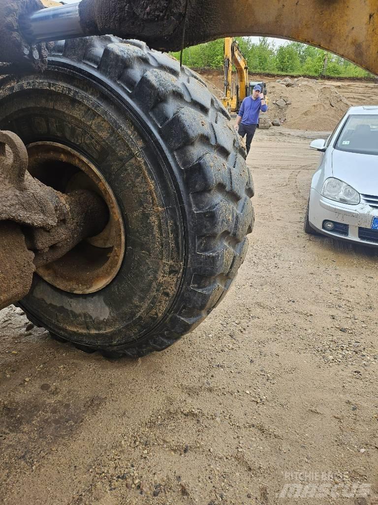 Komatsu WA 470 Utovarivači na kotačima