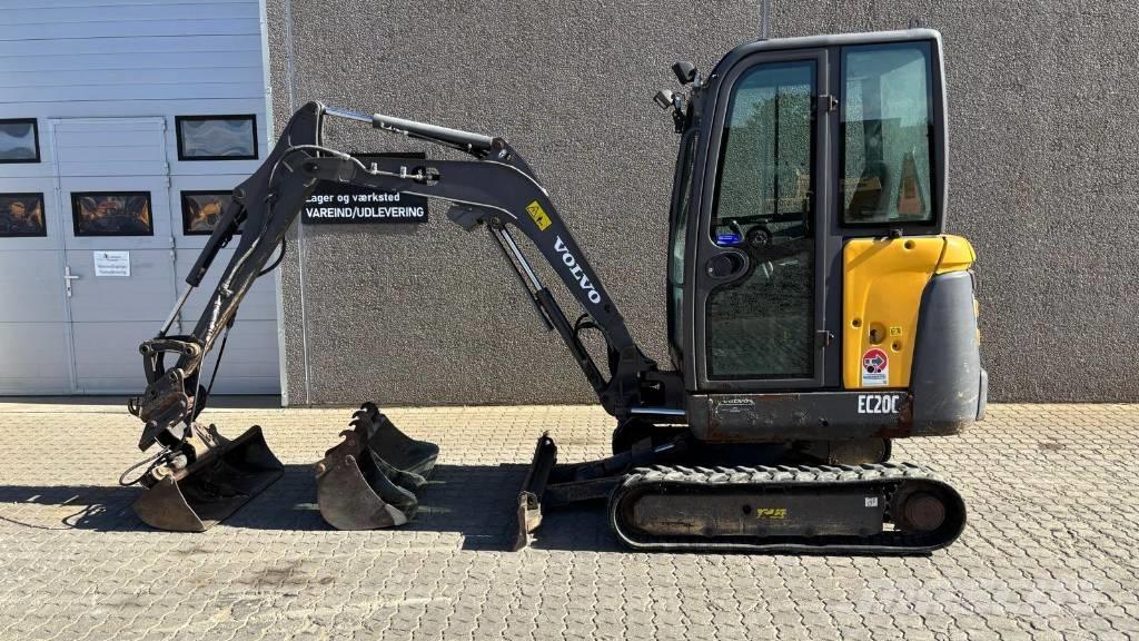 Volvo EC 20 C Mini bageri <7t