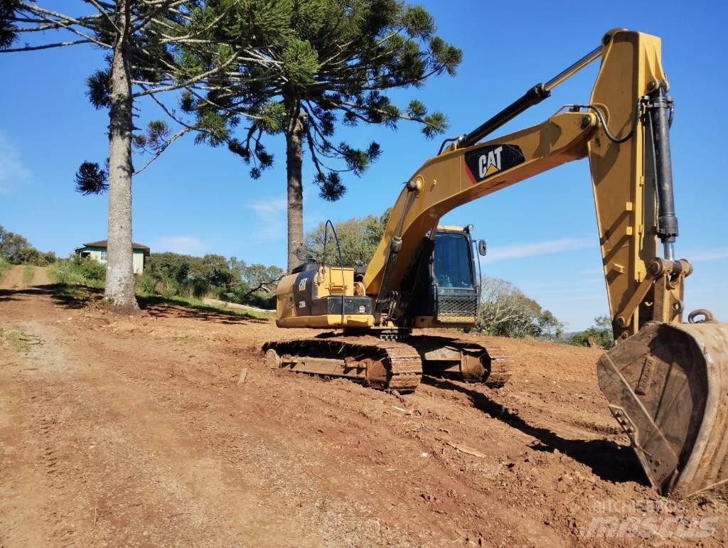 CAT 320D2 Bageri gusjeničari