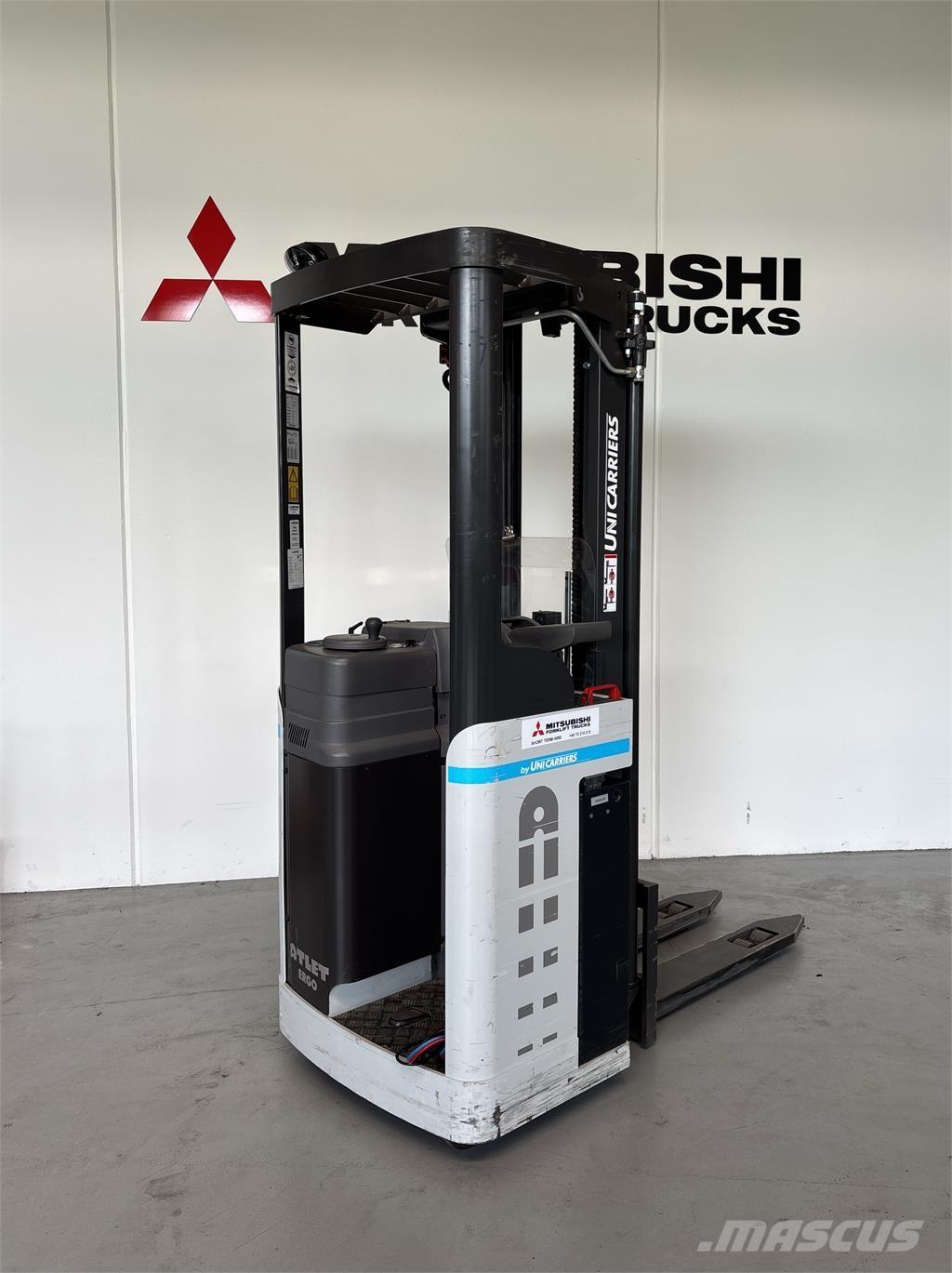 Atlet AJN160 Samopogonski ručni viličari