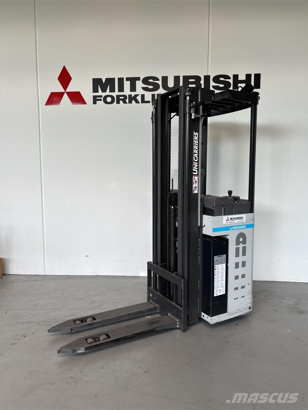 Atlet AJN160 Samopogonski ručni viličari