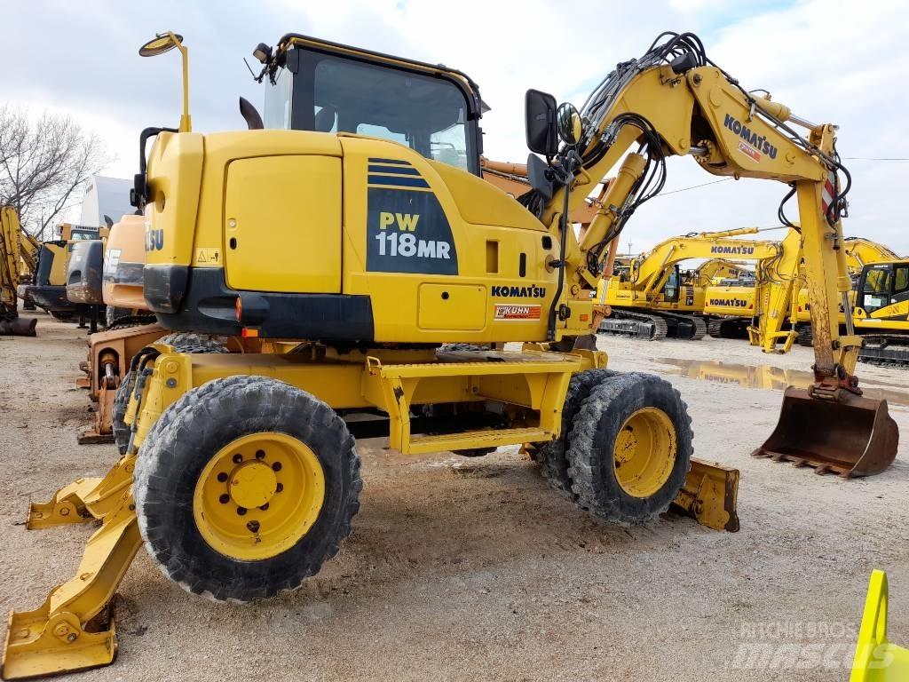 Komatsu PW118MR-8 Bageri na kotačima