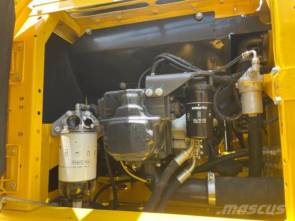 Komatsu PC 220 Bageri gusjeničari