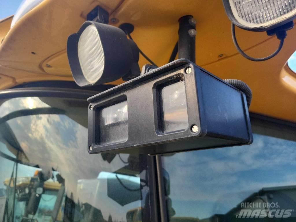 New Holland CR 9090 Kombajni