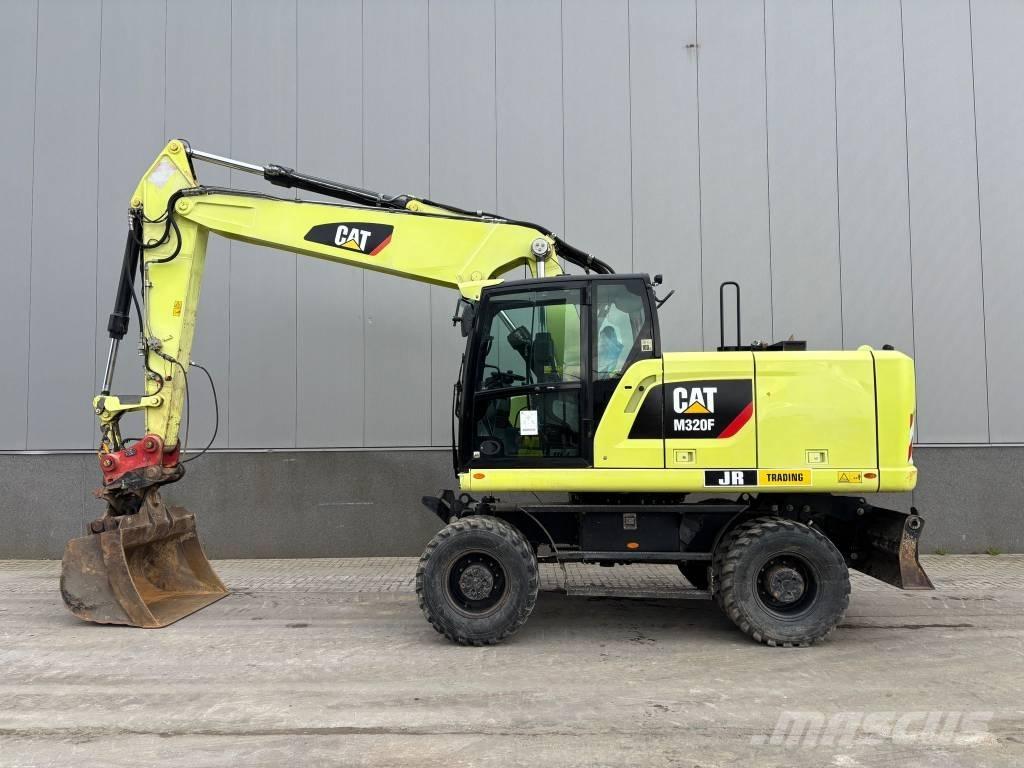 CAT M 320 F Bageri na kotačima
