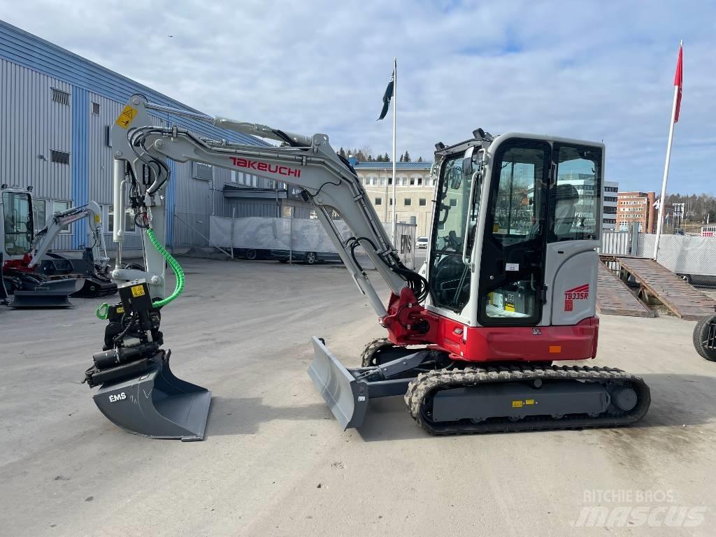 Takeuchi TB 335 R Mini bageri <7t