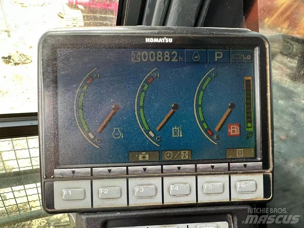 Komatsu PC 240-8 Bageri gusjeničari