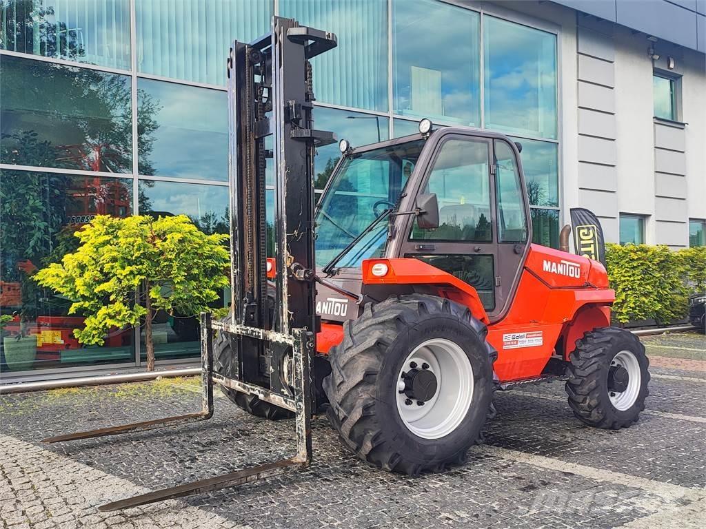 Manitou M26-4 Terenski viličar