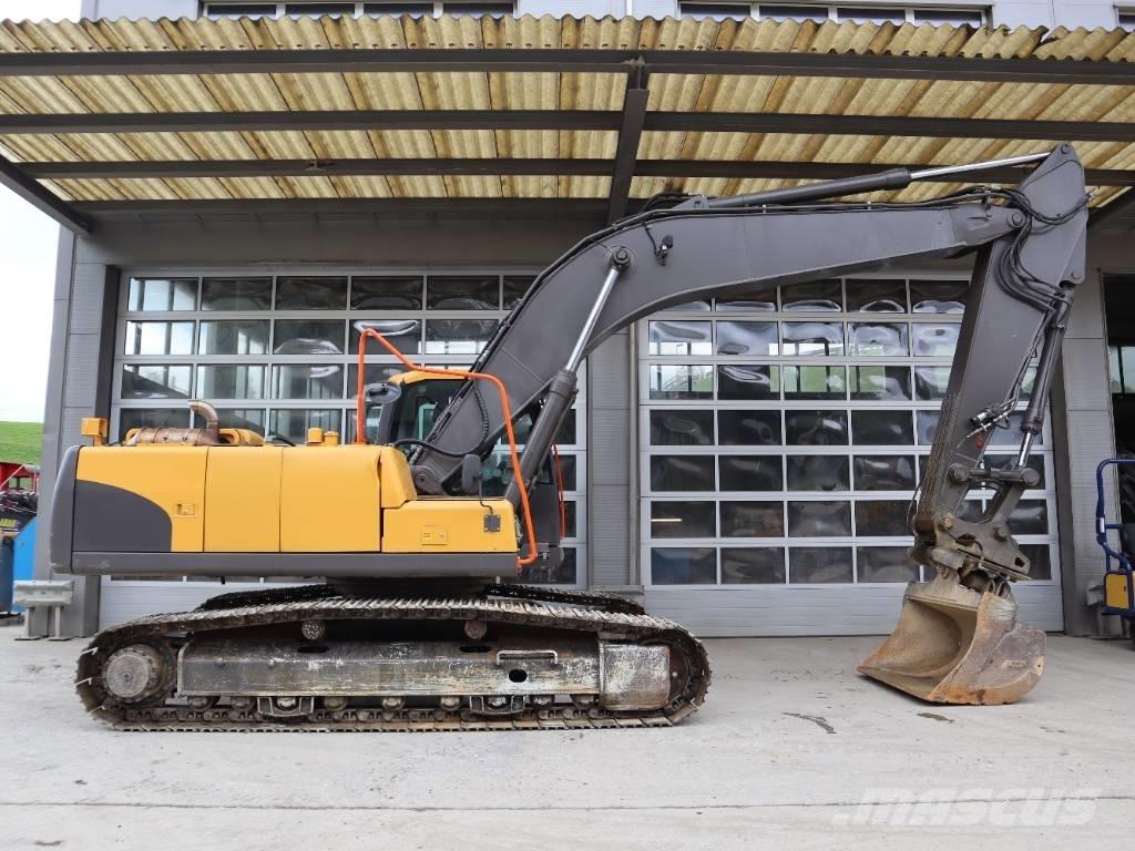 Volvo EC 240 C N L Bageri gusjeničari