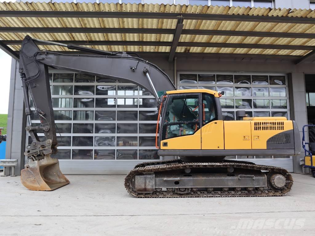 Volvo EC 240 C N L Bageri gusjeničari