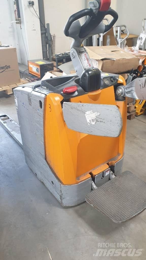 Still EXU-SF 20 Nisko podizni električni viličar sa platformu