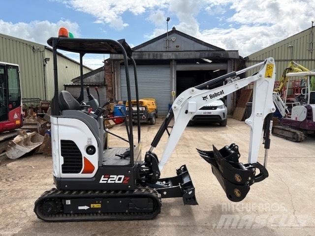 Bobcat E 20 Z Mini bageri <7t