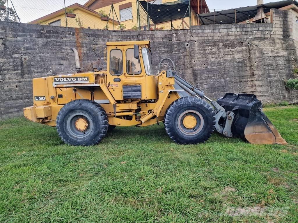 Volvo L 90 Utovarivači na kotačima