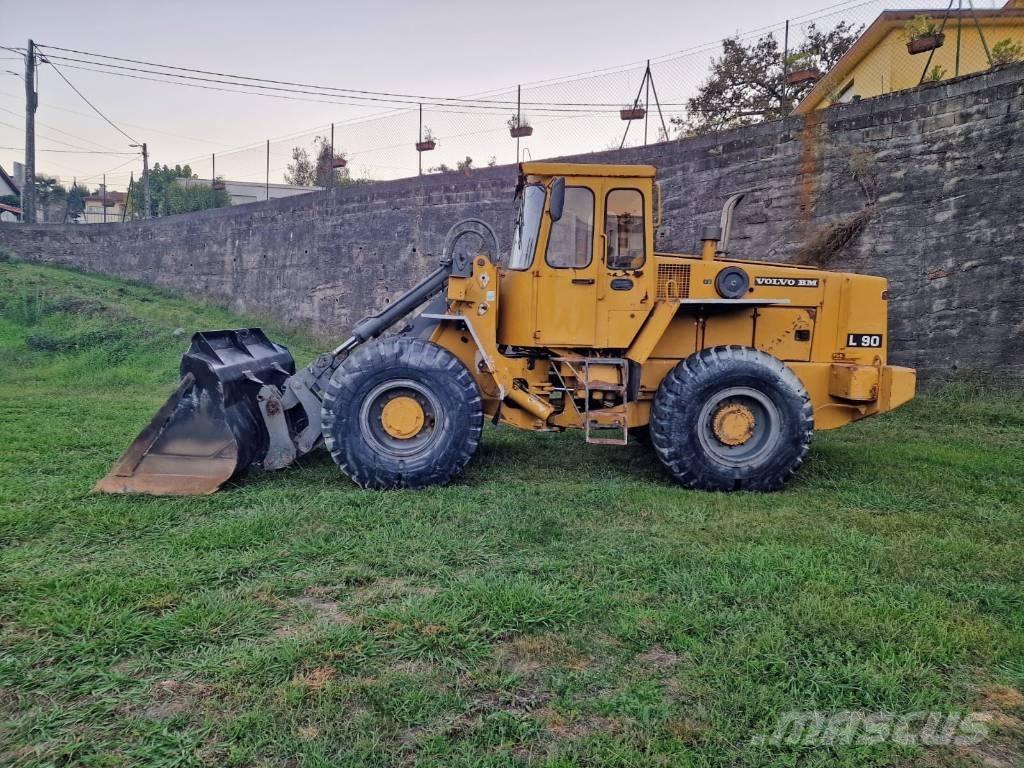 Volvo L 90 Utovarivači na kotačima