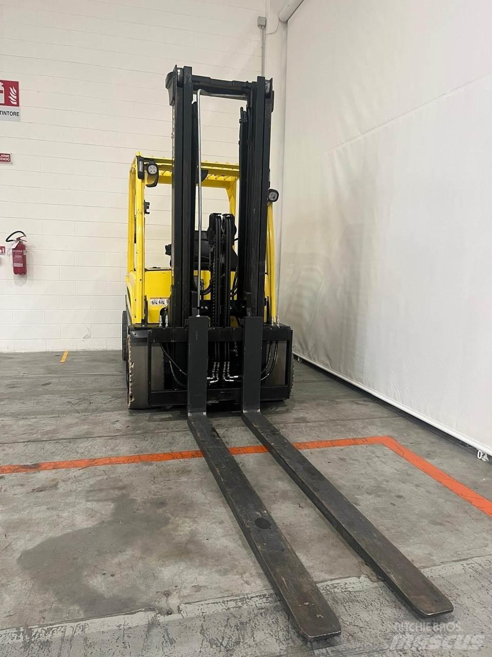 Hyster J5.5XN6 Električni viličari