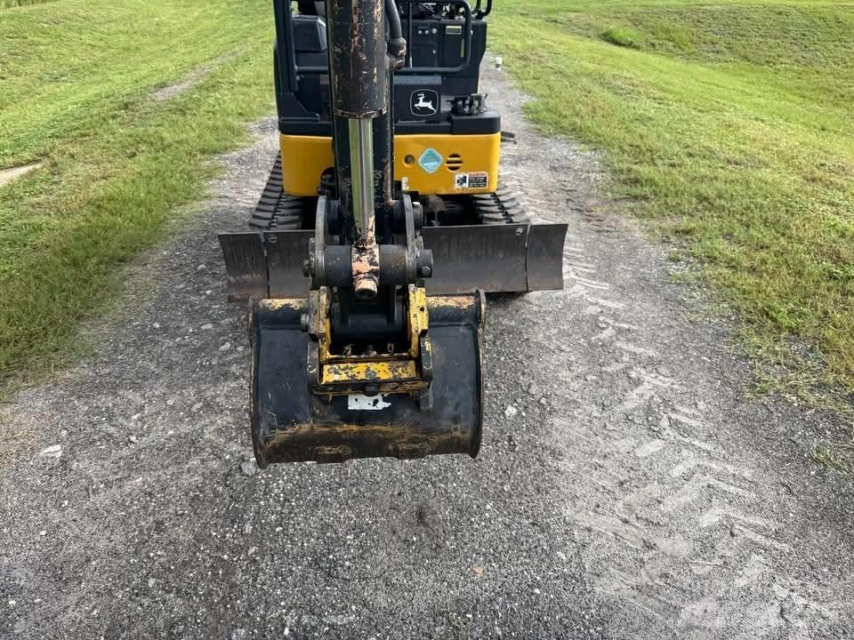 John Deere 17 G Mini bageri <7t