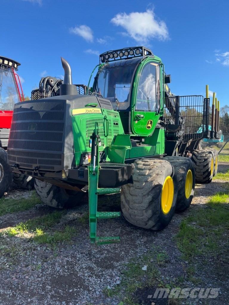 John Deere 1210G Forvarderi