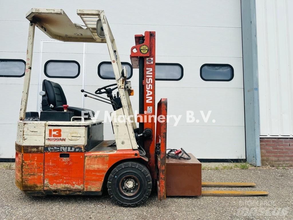 Nissan S01 D 13 U Električni viličari