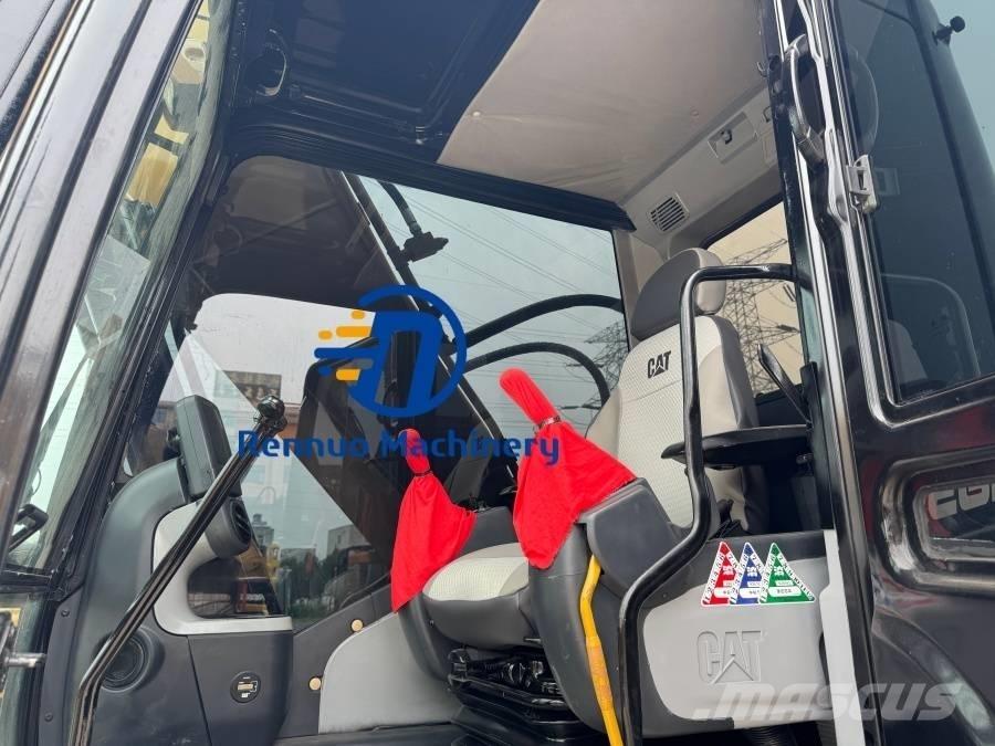 CAT 320D2 Bageri gusjeničari