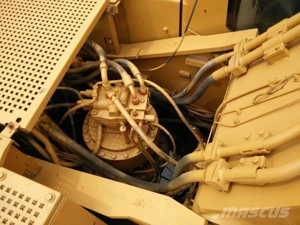 CAT 330 B L Bageri gusjeničari