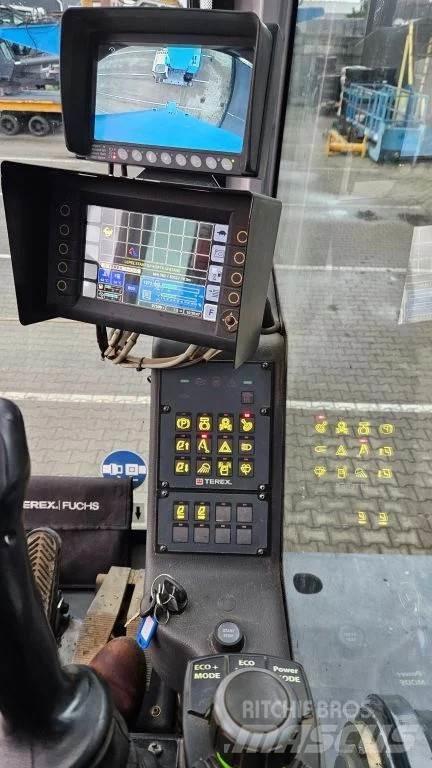 Fuchs MHL360 Bageri za manipuliranje materijalom / otpadom