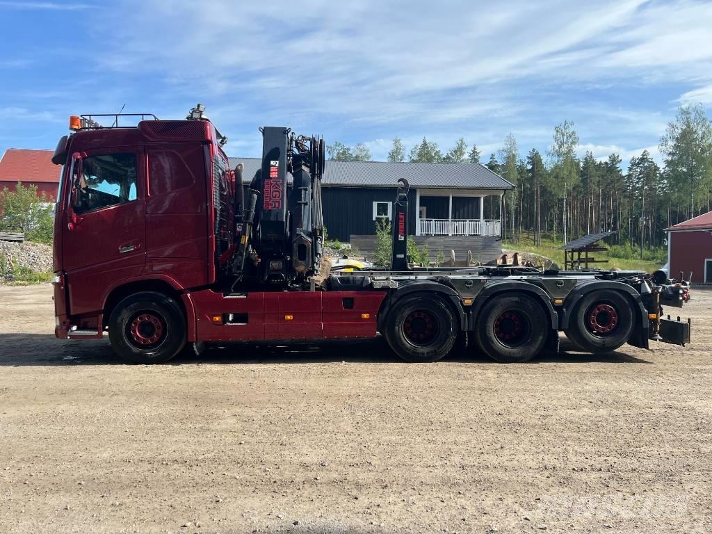 Volvo FH540 8x4 Rol kiper kamioni s kukama za dizanje