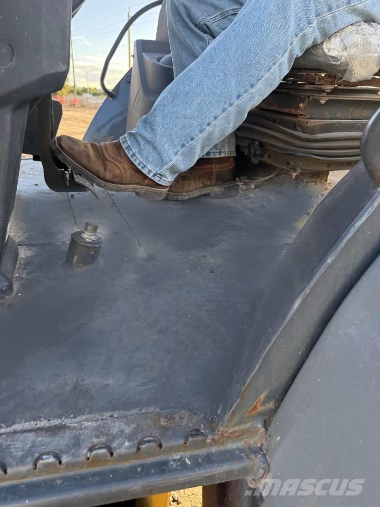 John Deere 310 L EP Utovarni rovokopači