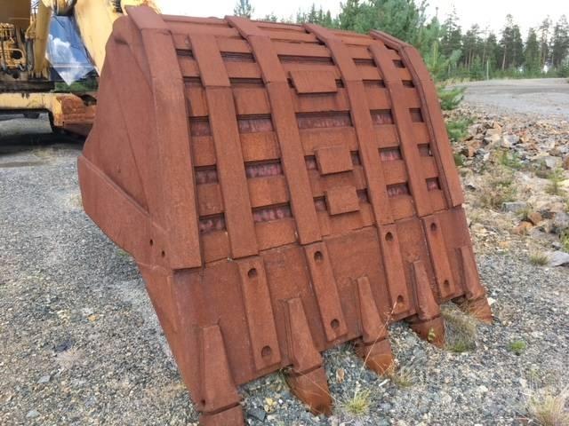 Komatsu PC 1000-1 Bageri gusjeničari