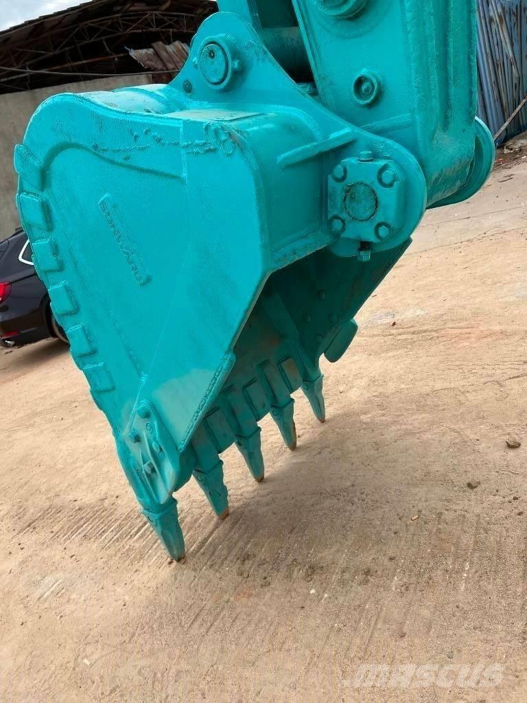 Kobelco SK 200-8 Bageri gusjeničari