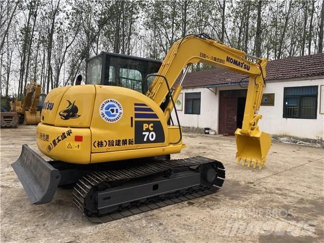 Komatsu PC 70 Bageri gusjeničari