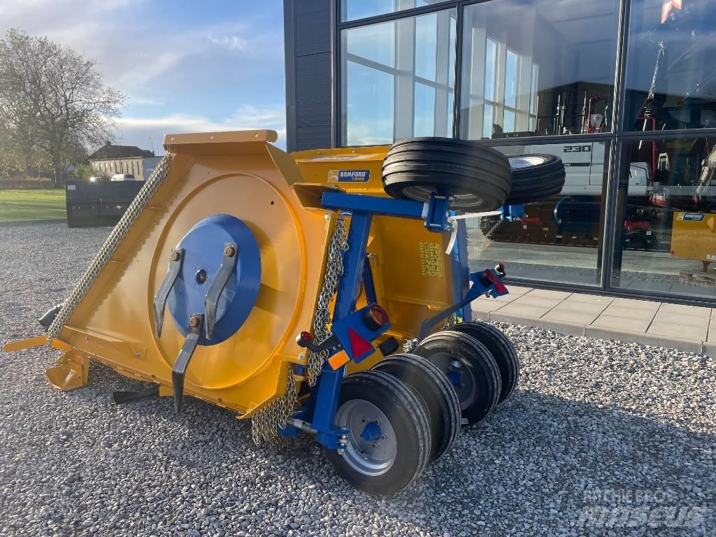 Bomford TriWing 4600 Kosilice