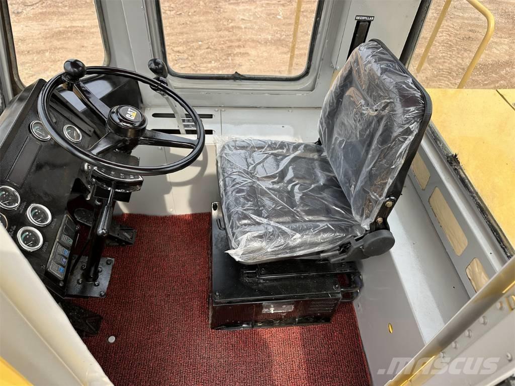 CAT 966C Utovarivači na kotačima