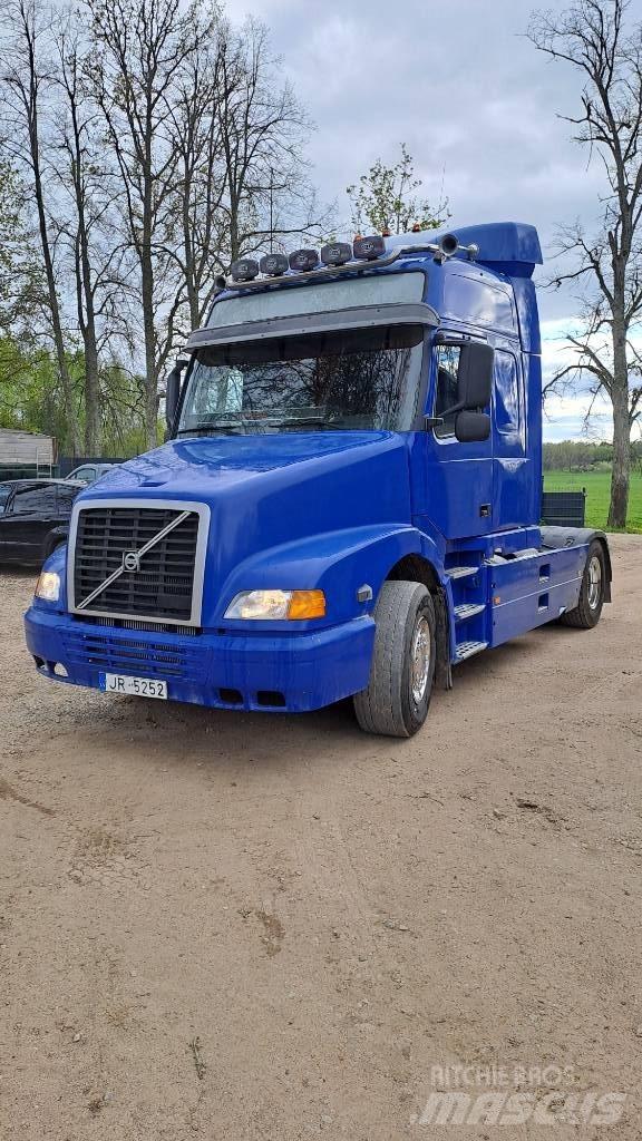 Volvo NH 12 Traktorske jedinice