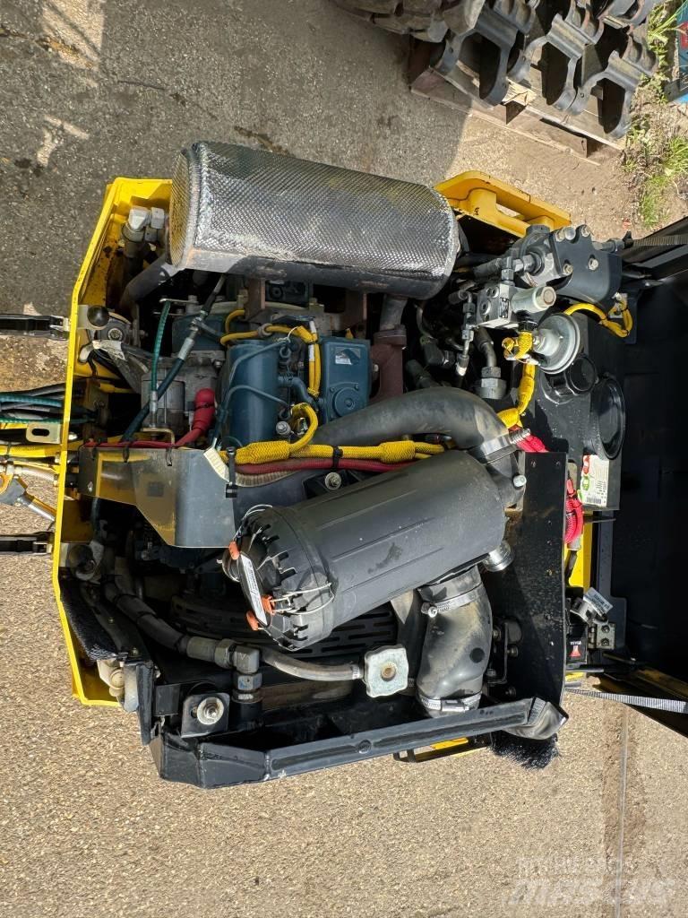 Bomag BW 120 AD-5 Valjci sa dvojnim bubnjem