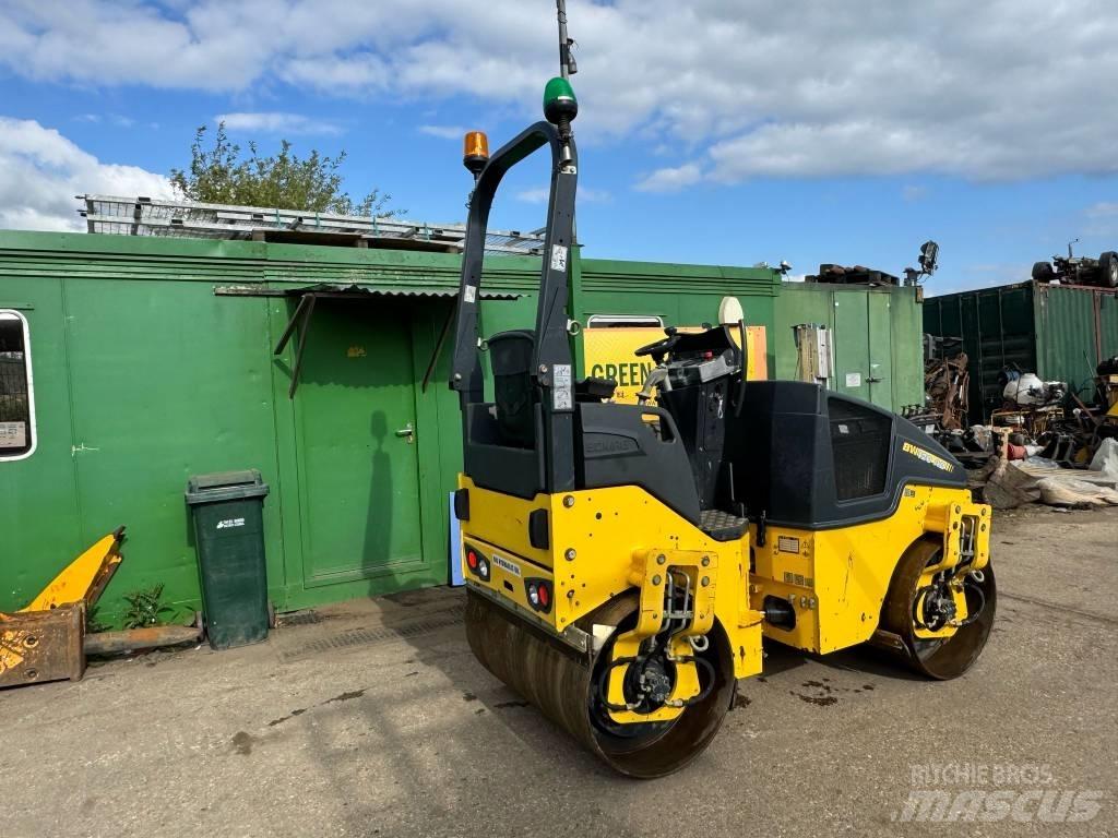 Bomag BW 120 AD-5 Valjci sa dvojnim bubnjem